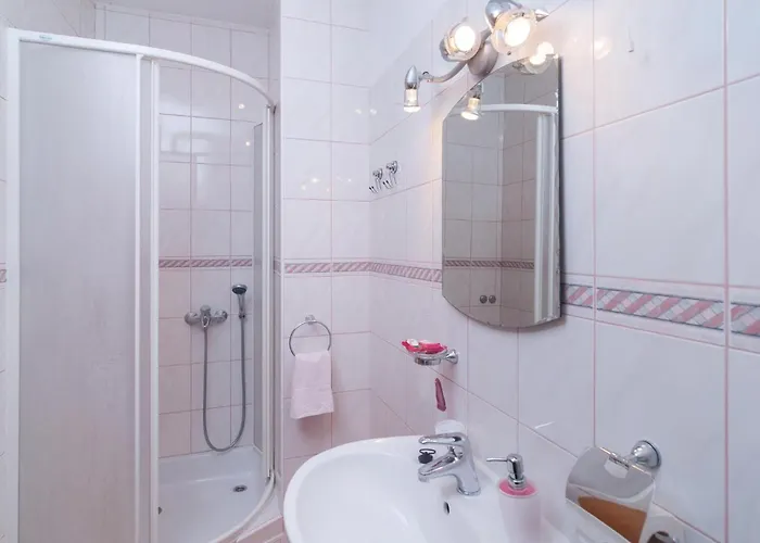 公寓 Two-bedroom In *