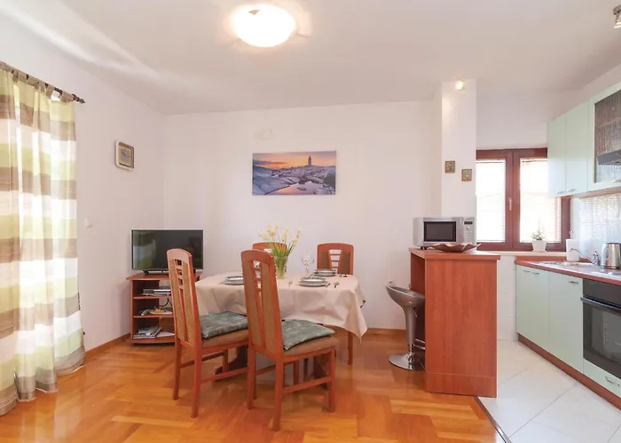 公寓 Two-bedroom In *