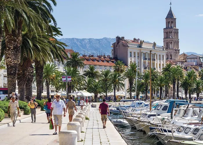 公寓 Two-bedroom In *